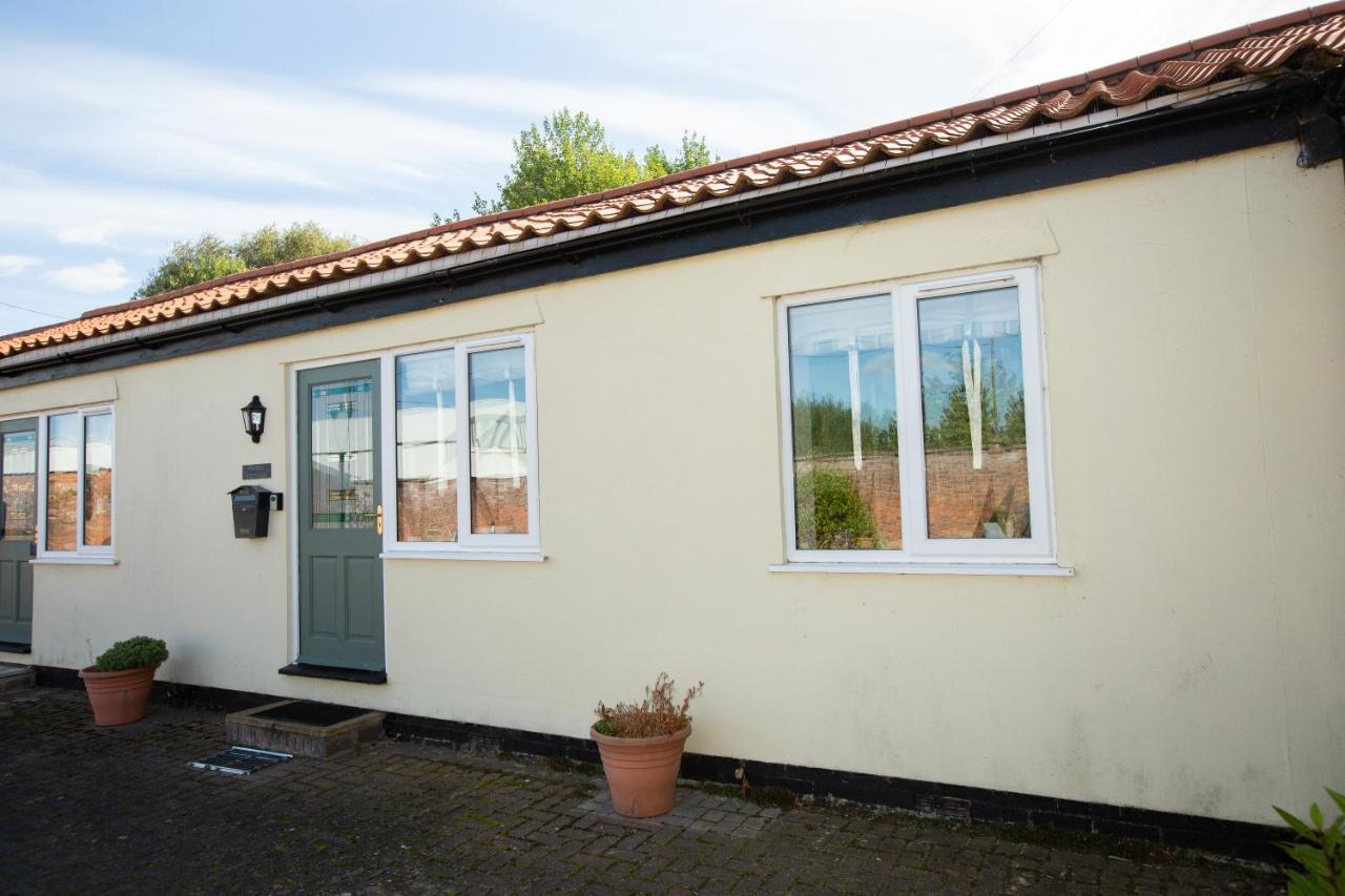 Sidings Farm: Perfect Business Cottage with Self-Catering Pidley Exterior photo
